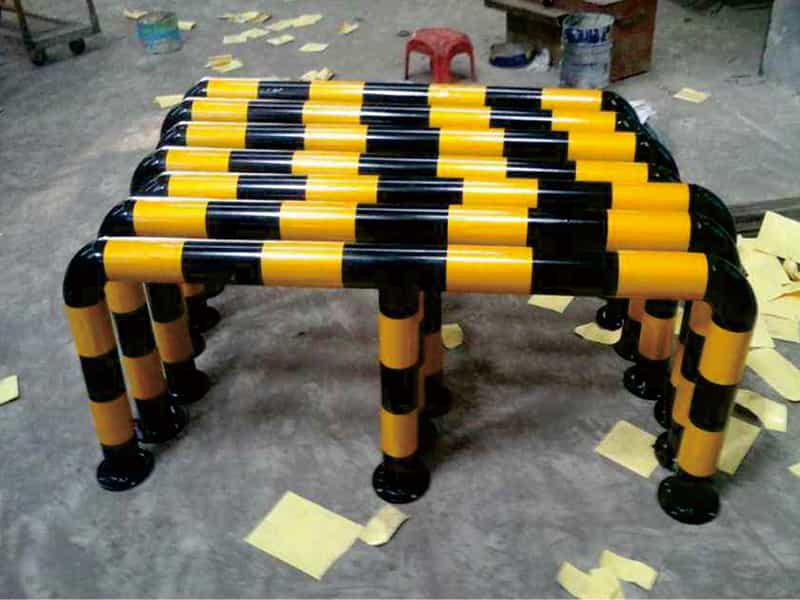 防(fang)撞(zhuang)欄